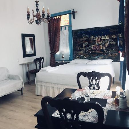 Dioni Hotel Chania  Buitenkant foto