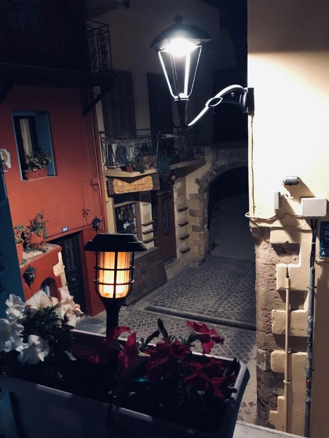 Dioni Hotel Chania  Buitenkant foto