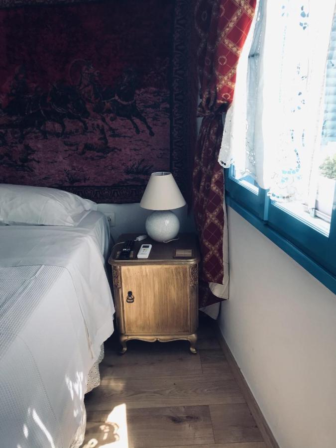 Dioni Hotel Chania  Buitenkant foto