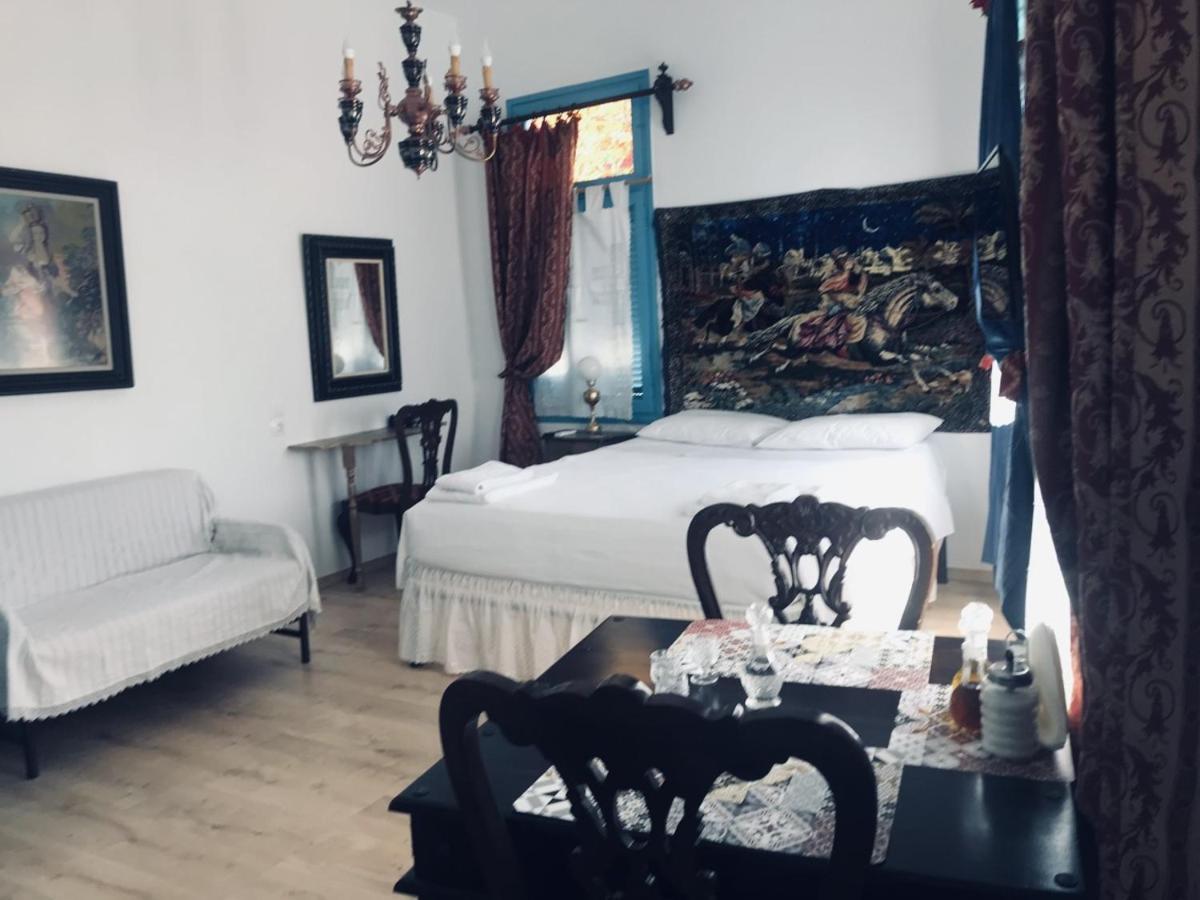 Dioni Hotel Chania  Buitenkant foto