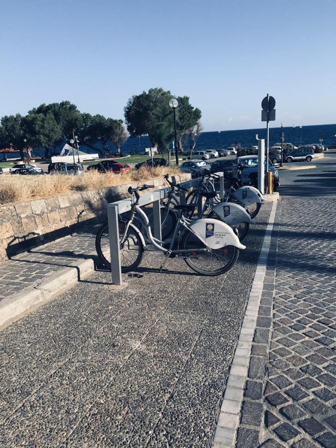 Dioni Hotel Chania  Buitenkant foto