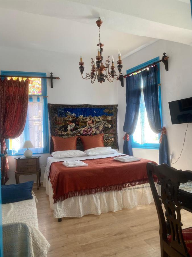 Dioni Hotel Chania  Buitenkant foto