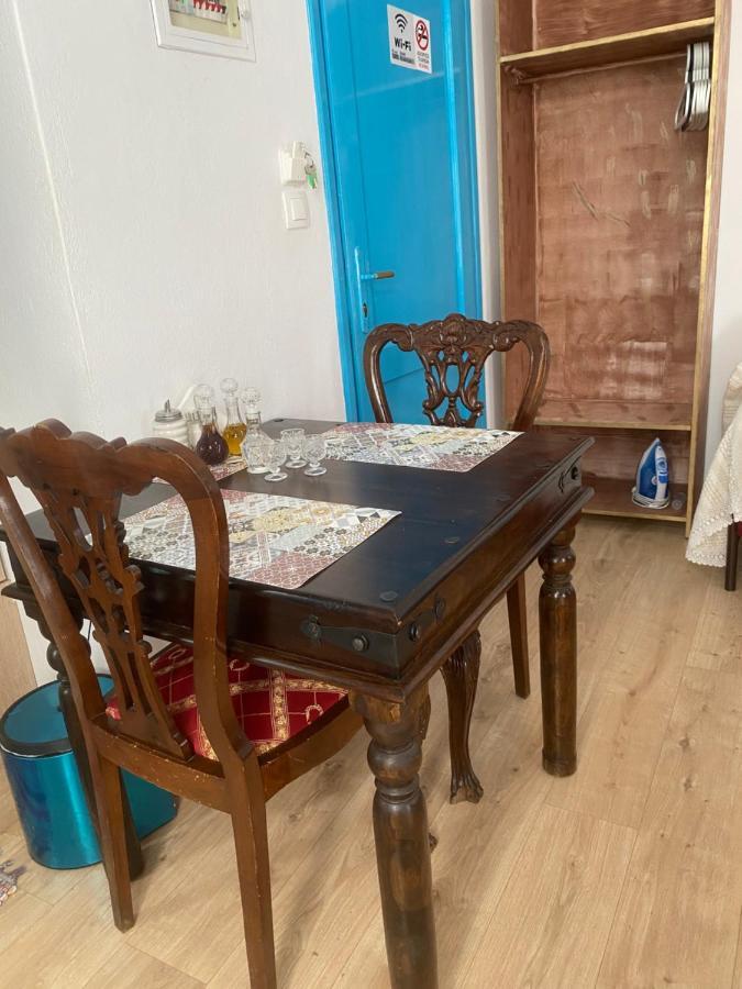 Dioni Hotel Chania  Buitenkant foto